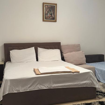 Guri Guest House Pogradec Zewnętrze zdjęcie