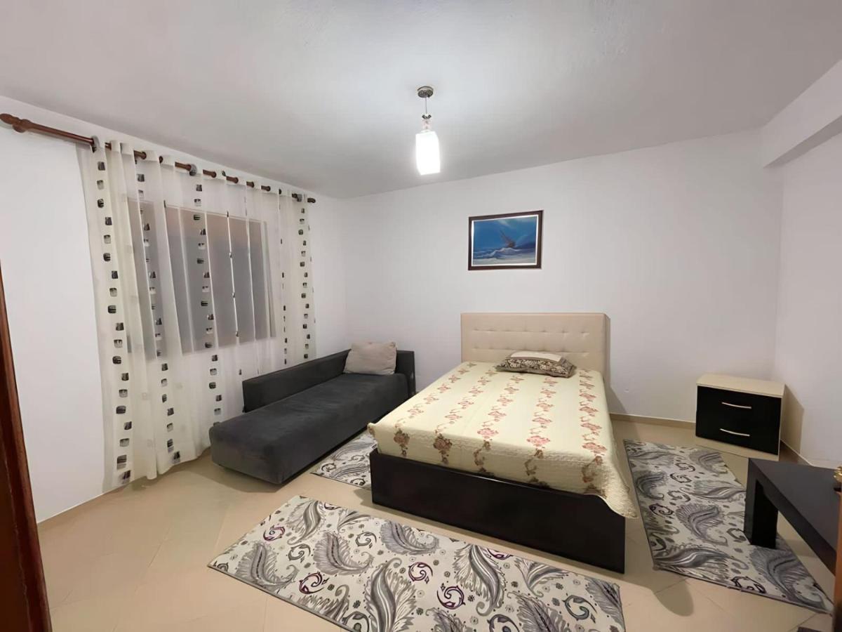 Guri Guest House Pogradec Zewnętrze zdjęcie