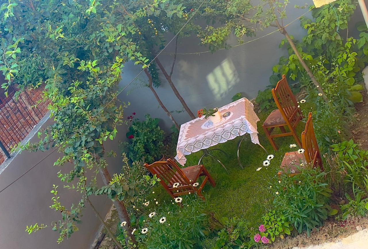 Guri Guest House Pogradec Zewnętrze zdjęcie