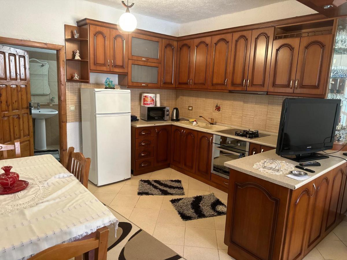 Guri Guest House Pogradec Zewnętrze zdjęcie