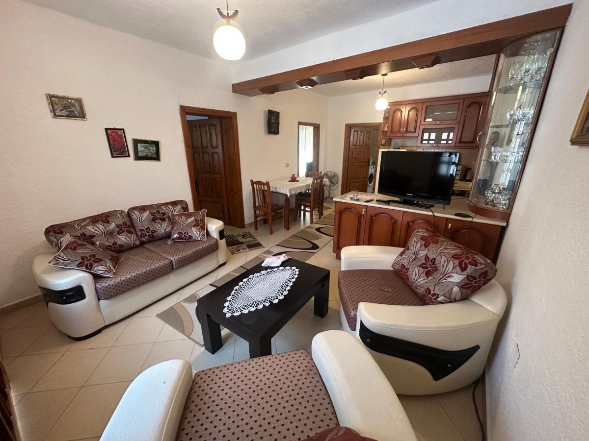 Guri Guest House Pogradec Zewnętrze zdjęcie