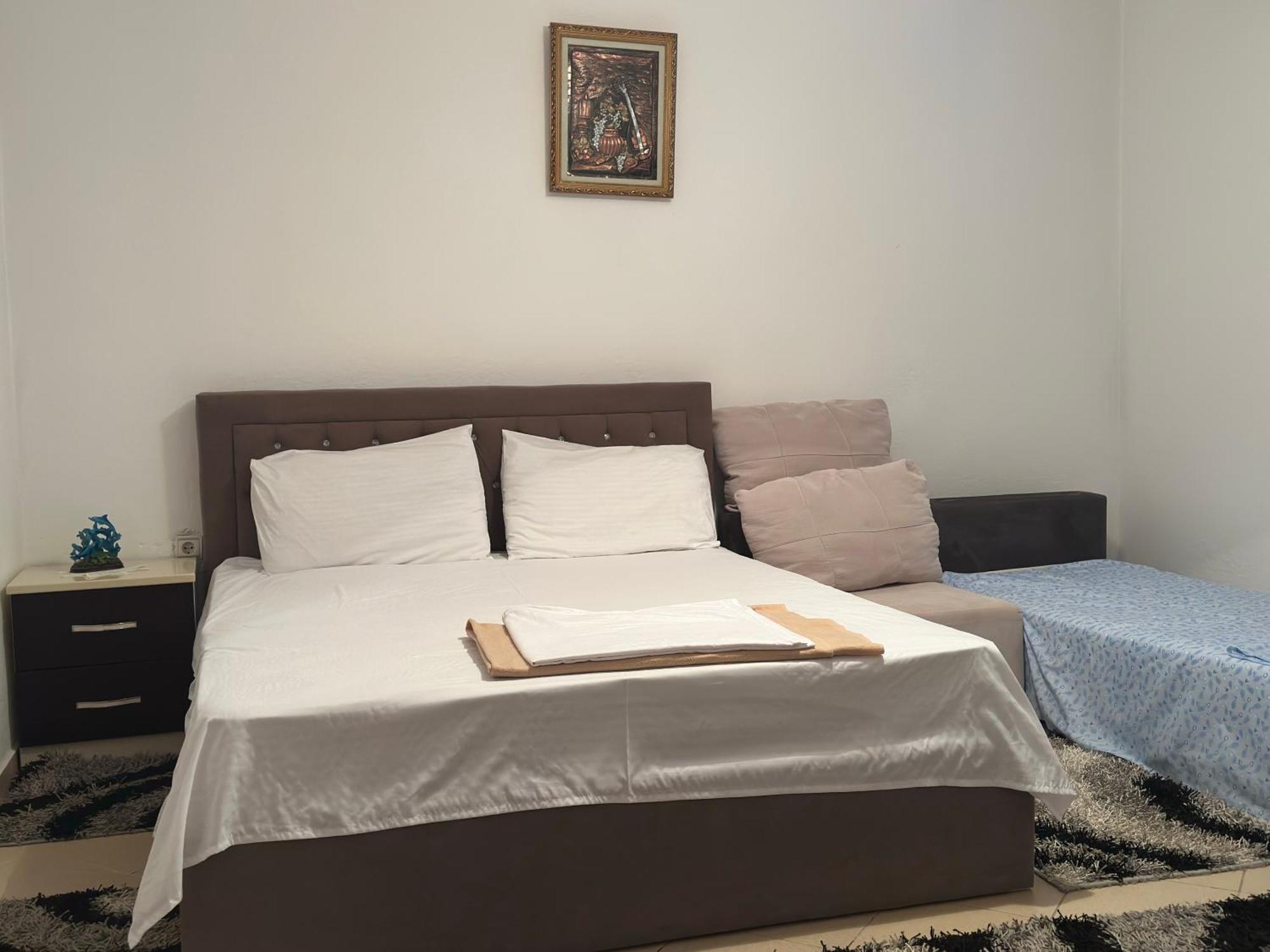 Guri Guest House Pogradec Zewnętrze zdjęcie